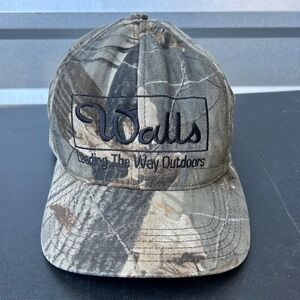 Vintage 90's Walls Outdoors Camo Trucker Cap Men Women Adjustable Strap